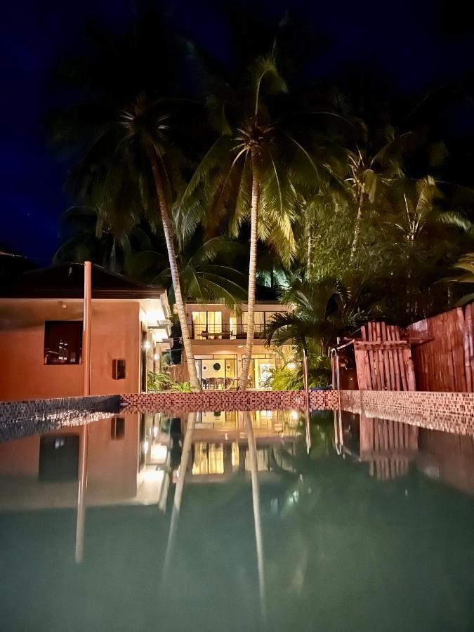 Southseas Beach Resort And Dive Center Santander Eksteriør bilde